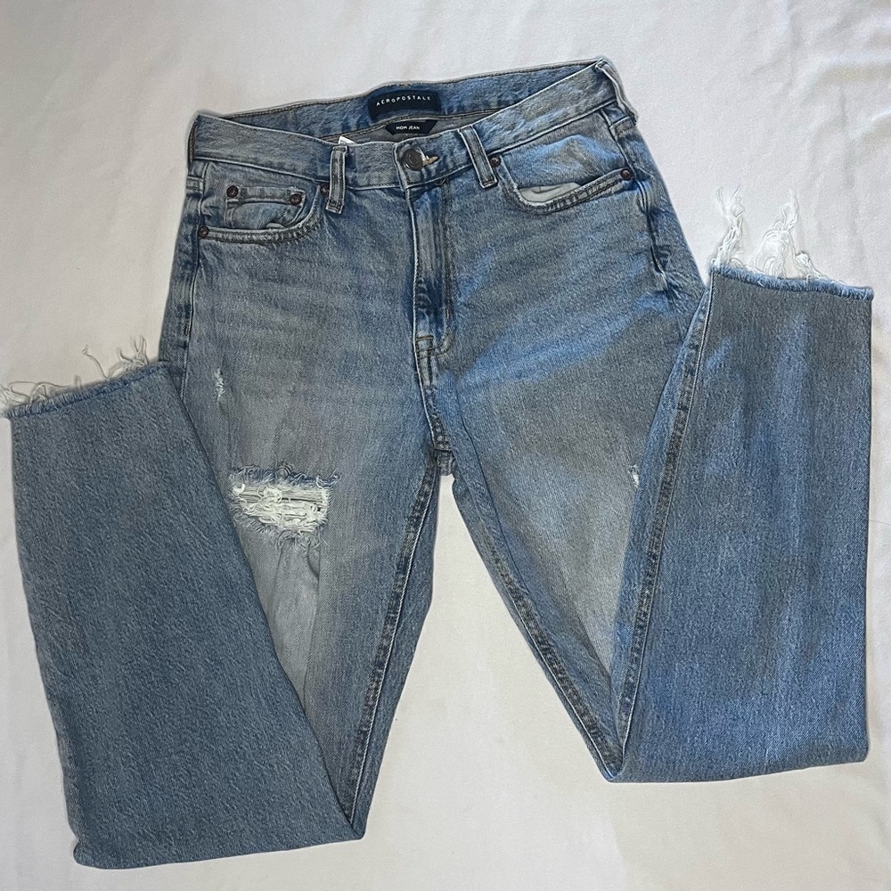 Aeropostale Light Blue Mom Jeans - Picture 2 of 8
